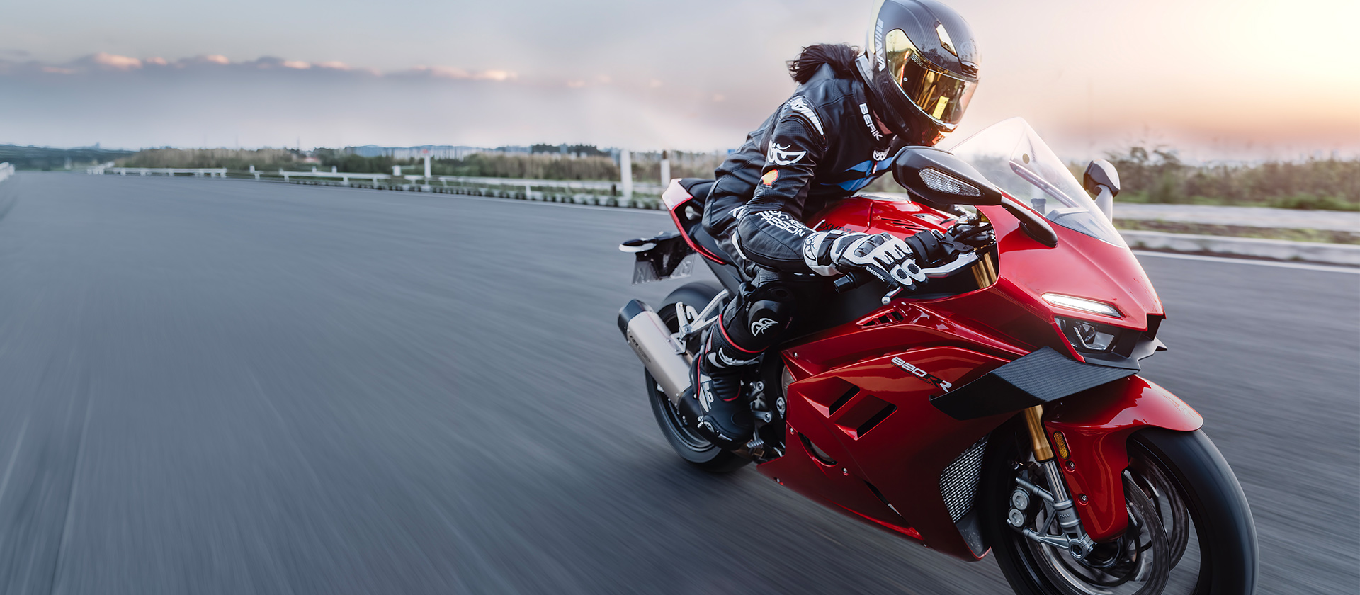 ZXmoto 500RR on track